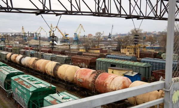 Держава почала отримувати перші мільйони від управління арештованими вагонами Держава почала отримувати перші мільйони від управління арештованими вагонами