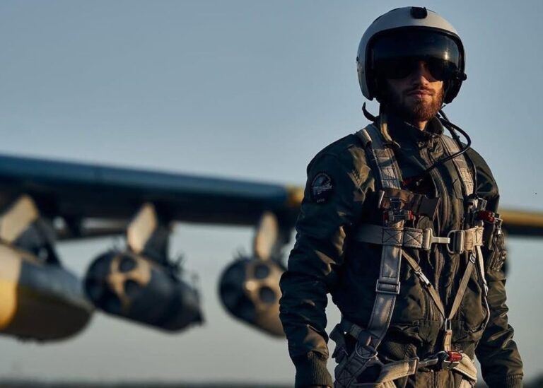 В літак F-16 поцілила російська ракета – ВВС