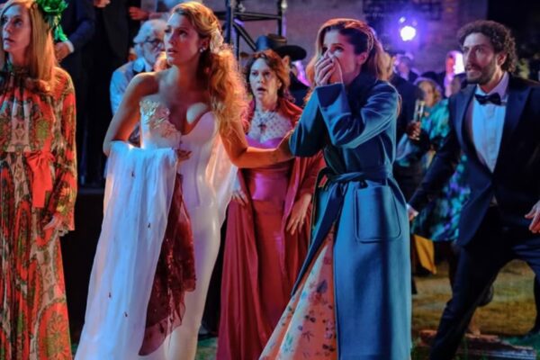 Вийшов трейлер фільму Ще одна проста послуга Вийшов трейлер фільму Ще одна проста послуга