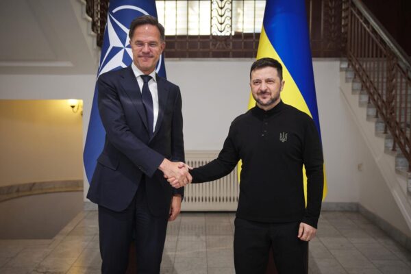 Зеленський зустрівся з генсеком НАТО в Одесі Зеленський зустрівся з генсеком НАТО в Одесі