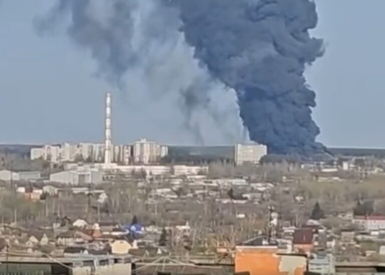 В Курську після вибуху загорівся завод - ЗМІ