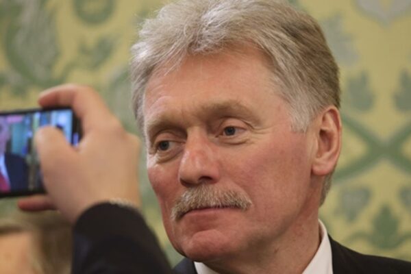 Кремль чекає на "сигнал" від Києва щодо перемовин Кремль чекає на "сигнал" від Києва щодо перемовин