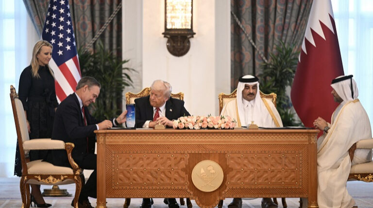 Найбільша угода Boeing: Qatar Airways купить 160 літаків