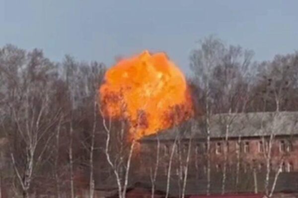 Спутник зафіксував наслідки ударів по базі РФ Спутник зафіксував наслідки ударів по базі РФ