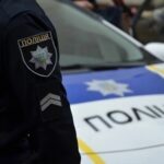 Молодь влаштувала танці біля алеї загиблих Героїв на Рівненщині
