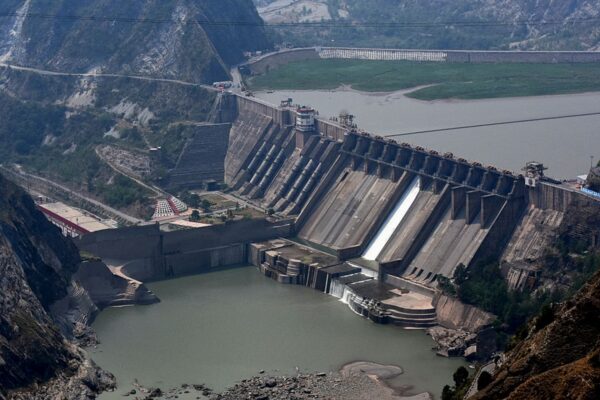 Індія перекрила Пакистану воду, зупинивши течію річки Індія перекрила Пакистану воду, зупинивши течію річки