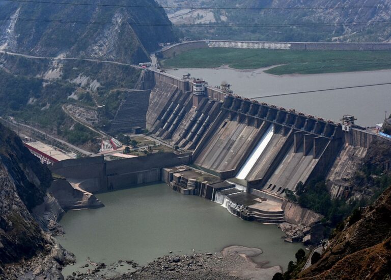 Індія перекрила Пакистану воду, зупинивши течію річки