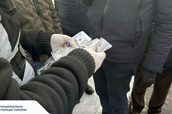У Львові шахрай обдурив військовозобов’язаних на 400 тисяч У Львові шахрай обдурив військовозобов’язаних на 400 тисяч