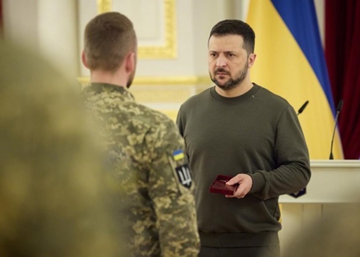 Зеленський сказав, скільки українців отримали нагороди з початку війни