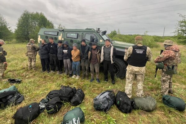 Прикордонники затримали громадян Афганістану на Рівненщині Прикордонники затримали громадян Афганістану на Рівненщині