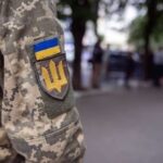 У Черкасах двоє чоловіків побили "кіборга", який служить в ТЦК