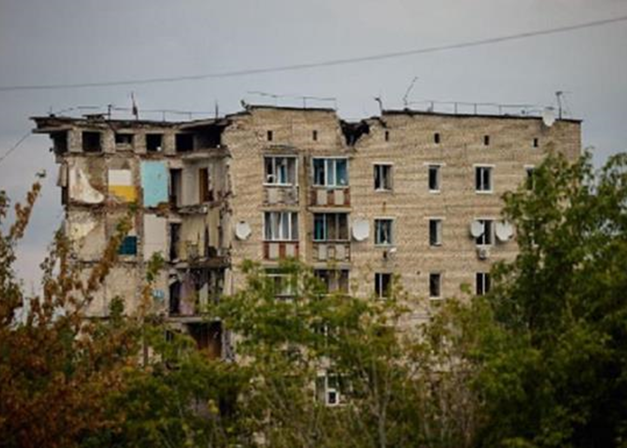 Куп'янськ на 90% знищений, ситуація критична - МВА