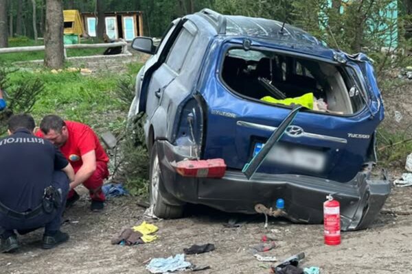На Харківщині у ДТП загинули жінка і дитина, а водій вчинив самогубство