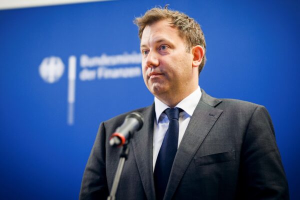 Удари вглиб РФ: заступник Мерца заперечив дозвіл