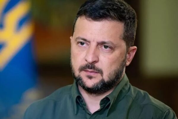 Зеленський обговорив із військовими посилення ППО
