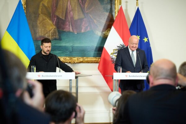 Австрія допоможе повернути викрадених Росією дітей Австрія допоможе повернути викрадених Росією дітей