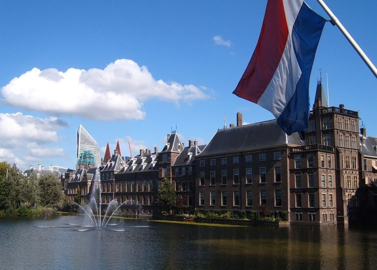 Парламент Нідерландів визнав депортацію кримських татар геноцидом