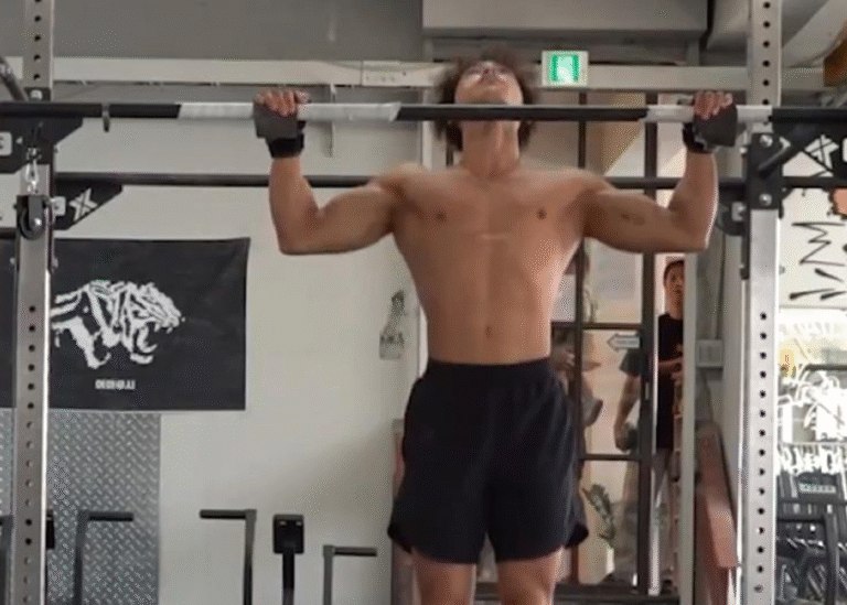 Кореєць встановив новий світовий рекорд з кількості підтягувань