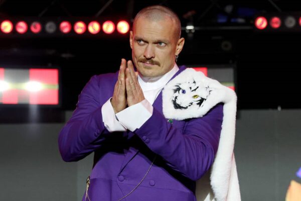 Онук Мохаммеда Алі провів паралелі між Усиком і легендарним дідусем Онук Мохаммеда Алі провів паралелі між Усиком і легендарним дідусем