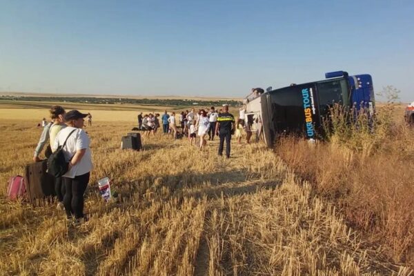 Стали відомі подробиці ДТП з українцями в Румунії Стали відомі подробиці ДТП з українцями в Румунії