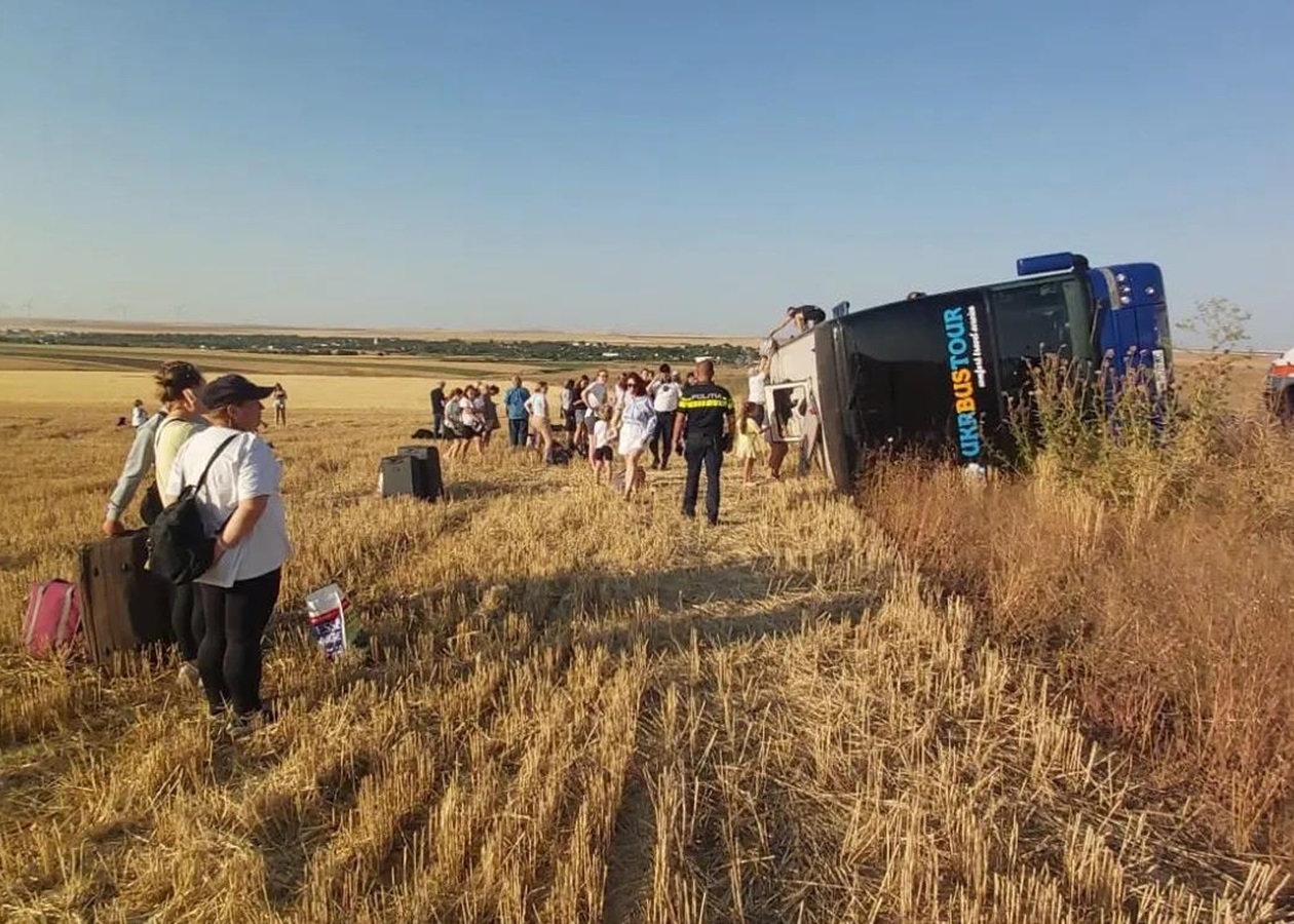 Стали відомі подробиці ДТП з українцями в Румунії