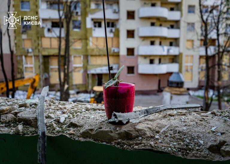 Києв почав приймати заяви від містян, які втратили домівки через атаки РФ