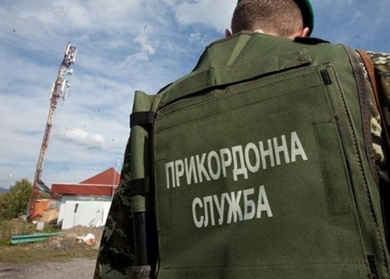 На Закарпатті прикордонник втік до Словаччини, де попросив притулку
