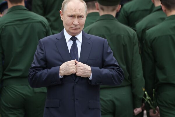 СюжетСуми та Одеса. ЗМІ про "великі плани" Кремля