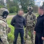 На Донеччині військовий намагався продати 12 гранатометів