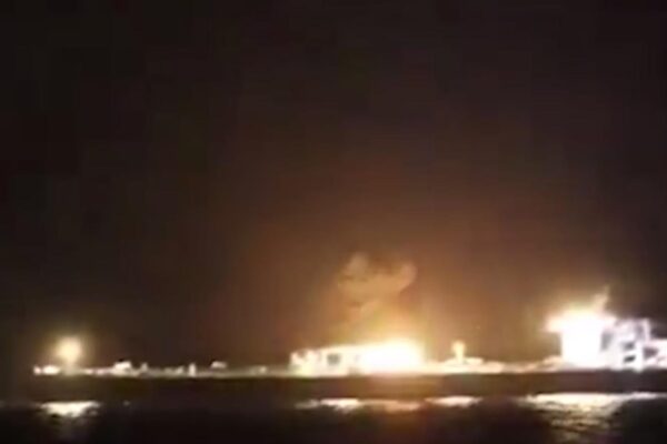 Хусити потопили балкер у Червоному морі Хусити потопили балкер у Червоному морі