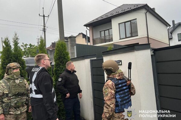 Адвокати виманили у забудовника $2 млн на "житло для ЗСУ" Адвокати виманили у забудовника $2 млн на "житло для ЗСУ"