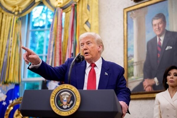 Трамп погрожував розбомбити Москву – ЗМІ Трамп погрожував розбомбити Москву - ЗМІ