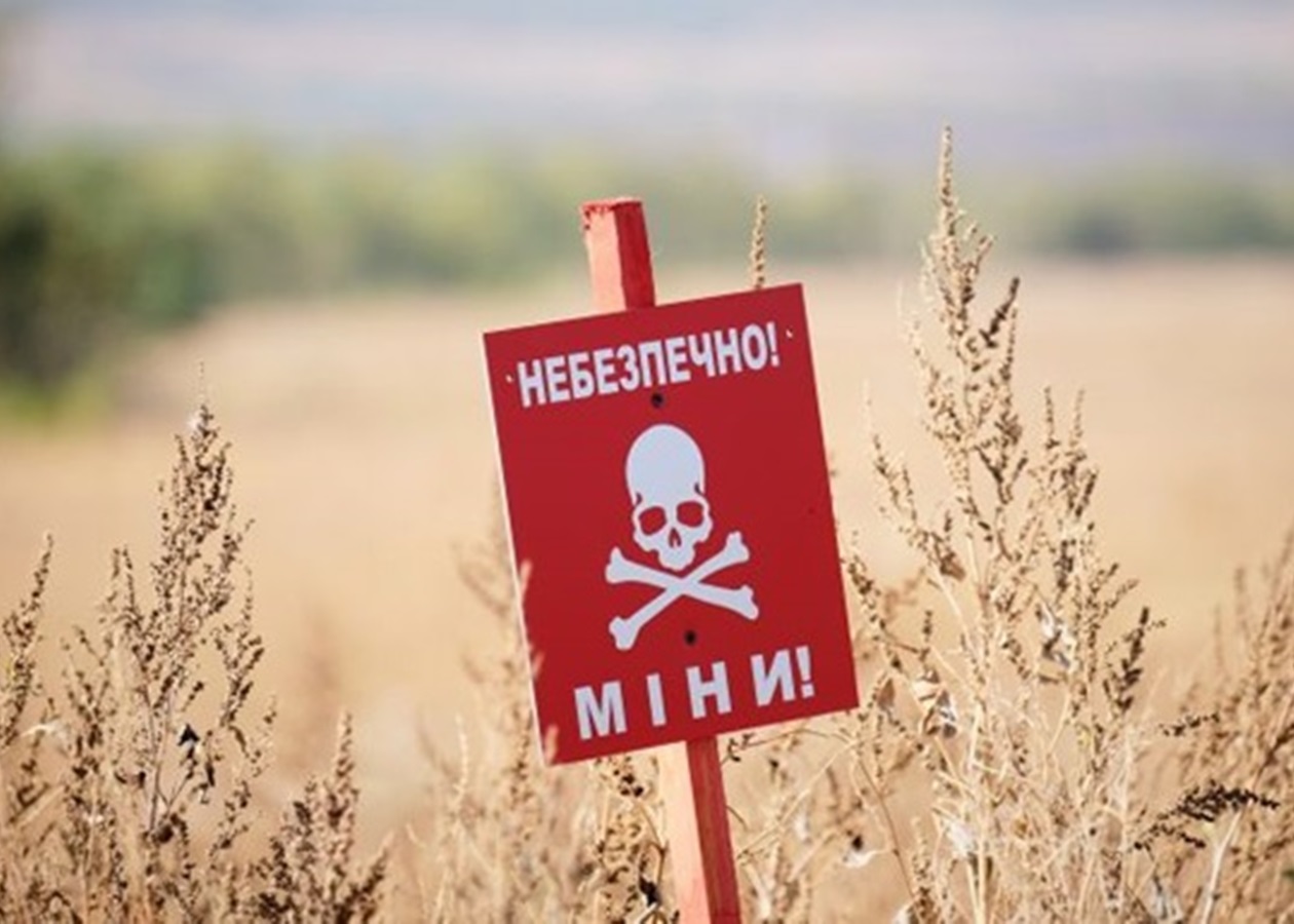 На Херсонщині троє волонтерів підірвались на російській міні