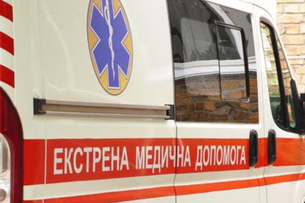 У Тернополі з вікна четвертого поверху випав п’ятирічний хлопчик У Тернополі з вікна четвертого поверху випав п’ятирічний хлопчик