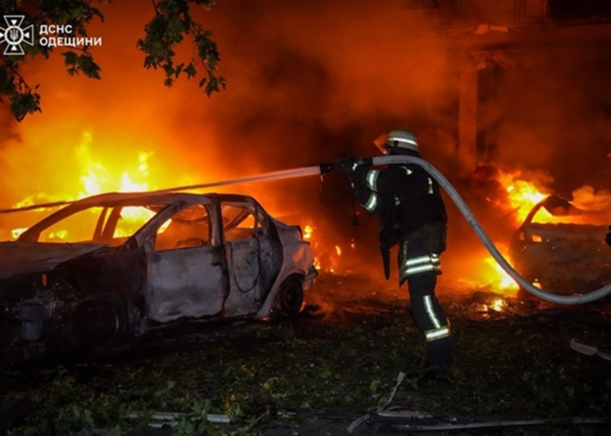 Дрони з різних напрямків: в Одесі пролунали вибухи