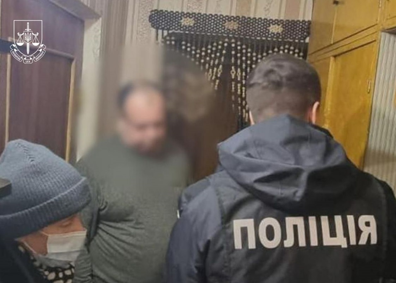 Керівник ТЦК допоміг ексголові метро Києва виїхати за кордон