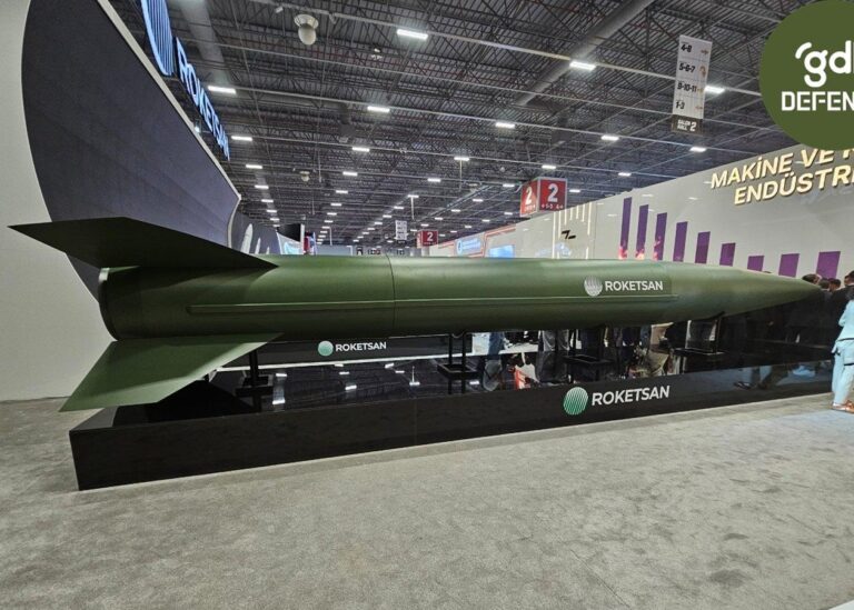 Туреччина вперше показала гіперзвукову ракету