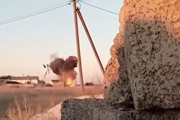 ГУР підірвало авто з "кадирівцями" в Мелітополі