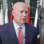 Трамп підштовхує РФ до угоди з Києвом - посол НАТО