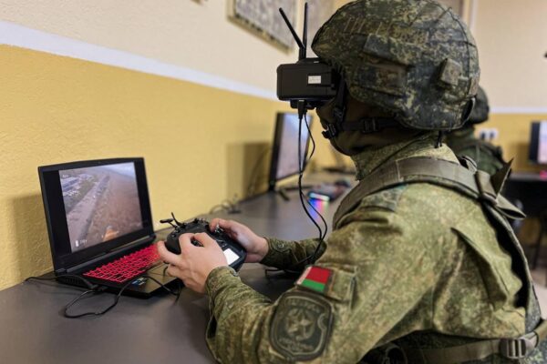 СюжетГотується до війни? Нові сигнали з Білорусі СюжетГотується до війни? Нові сигнали з Білорусі
