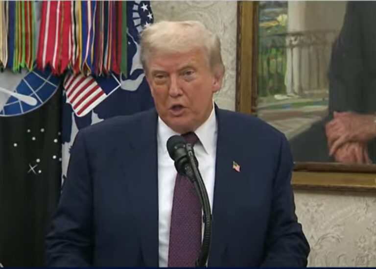 Трамп заперечив вимогу до Путіна щодо їх зустрічі