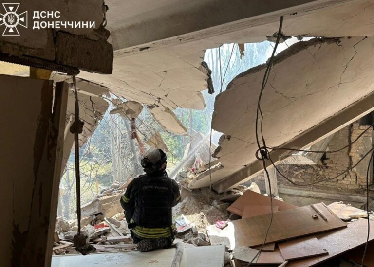 Зеленський назвав демонстративними нічні удари РФ