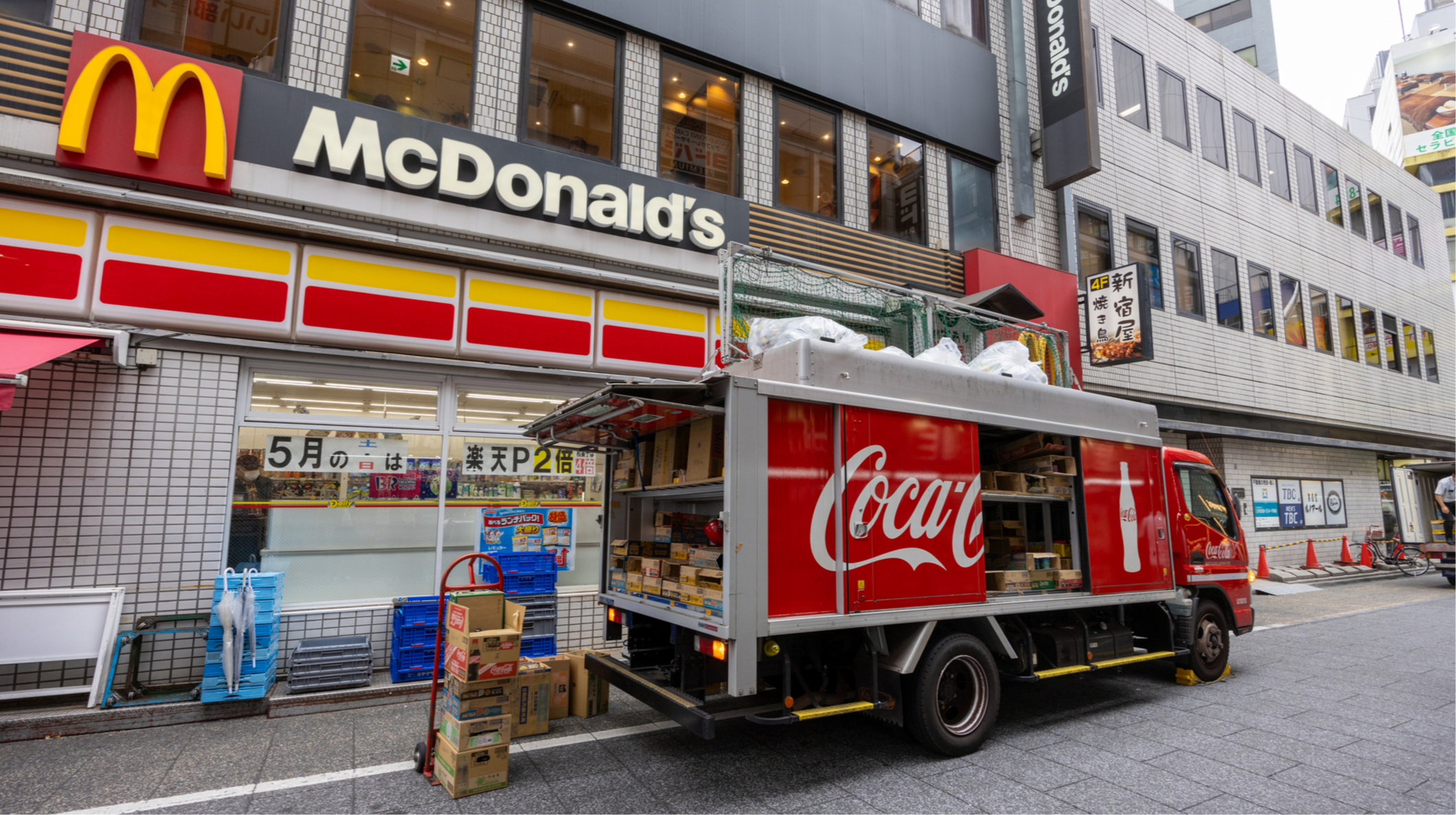 McDonald’s знижує ціни на популярні страви: що відомо