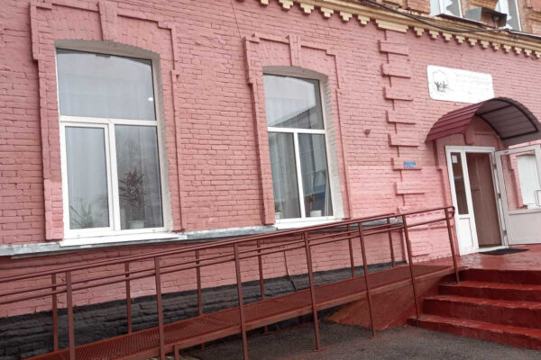 Компанія не змогла збудувати для ліцею готельні номери: суд розірвав угоду Компанія не змогла збудувати для ліцею готельні номери: суд розірвав угоду
