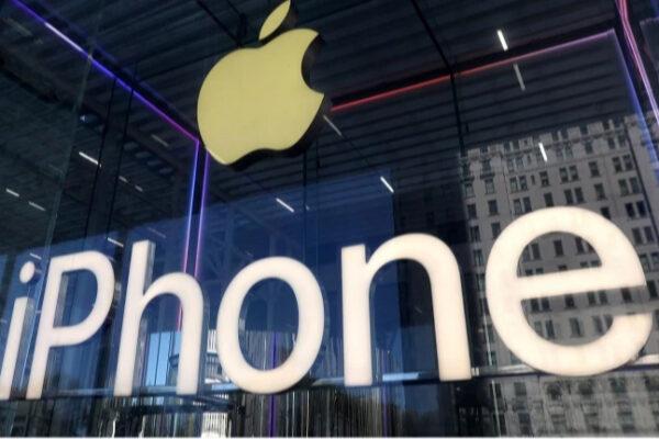 Тім Кук каже, що Apple готова “відкрити свій гаманець”, щоб наздогнати конкурентів у ШІ Тім Кук каже, що Apple готова відкрити свій гаманець, щоб наздогнати конкурентів у ШІ