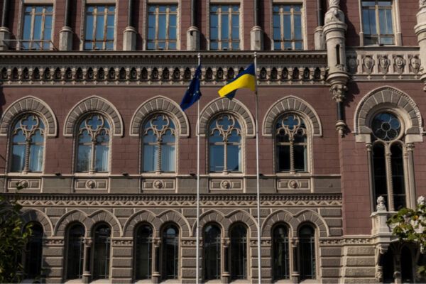 За тиждень Нацбанк продав 551 мільйон доларів За тиждень Нацбанк продав 551 мільйон доларів