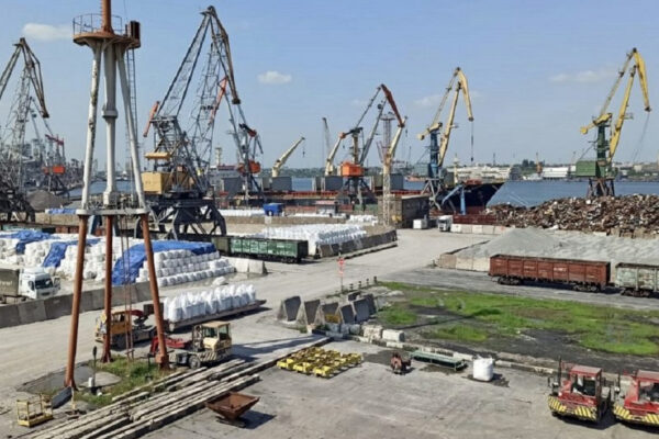 Мінрозвитку виступає за відновлення перевалки міндобрив у портах України