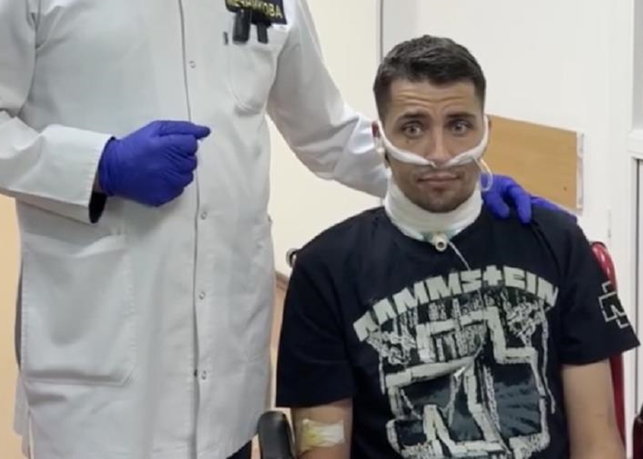 Український воїн з перерізаним горлом п’ять днів добирався до позицій ЗСУ