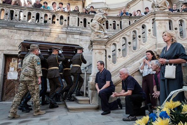 У Львові проходить церемонія прощання з Парубієм