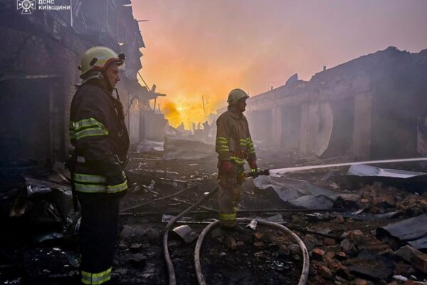 РФ у вересні скинула 900 бомб - Зеленський